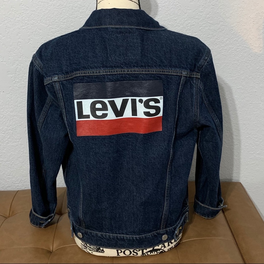 Levis Dark Wash Denim Jacket With Graphic Sz Small